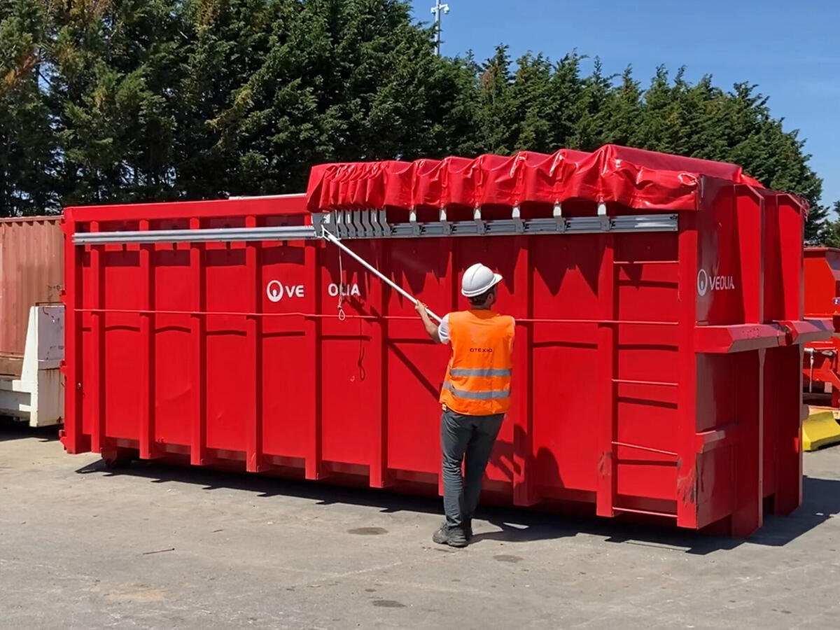 RCOVER®- Planensystem auf Schienen für Container